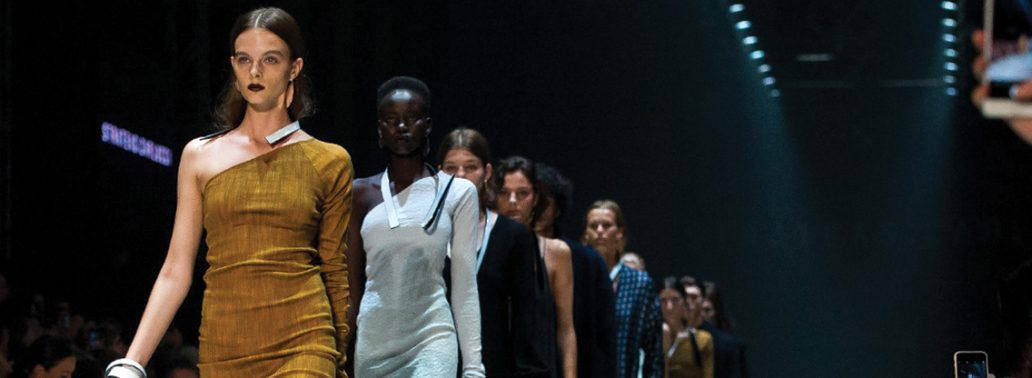 Runway1_1610x416-1032x378