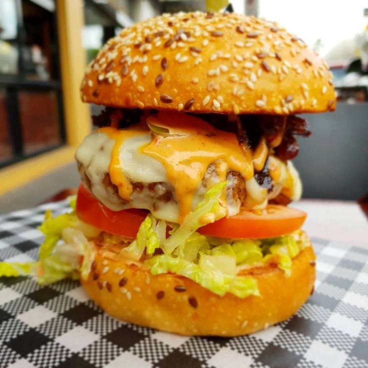 31775991_183753668940504_2141808716301729792_n